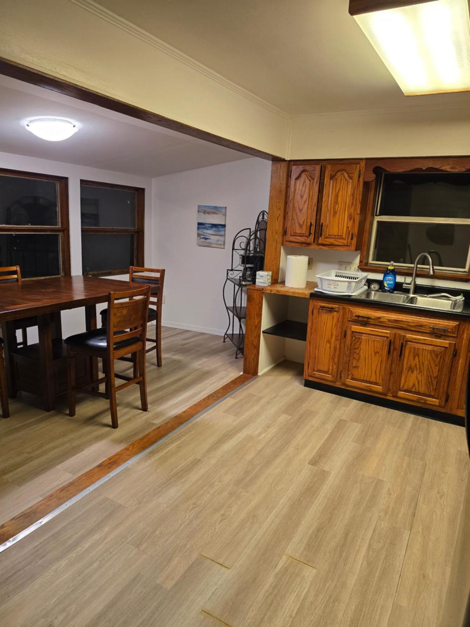 Homestay Unit 2 At Oilgate At Oakdale Akron